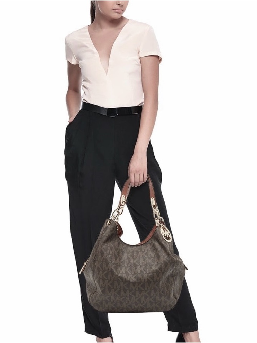 Michael Kors💝💝Brown Logo Hobo Bag - Picture 8 of 9